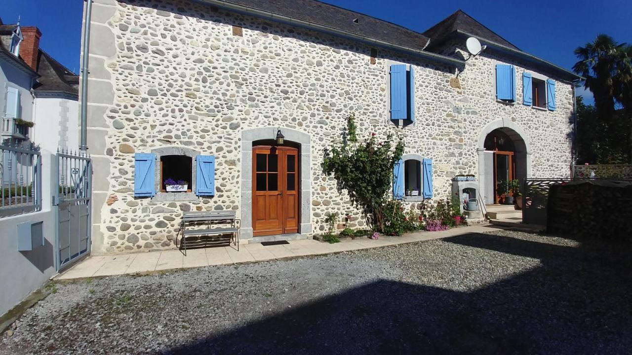 Meuble De Tourisme Au Coeur Du Village A Aramits , Haut Bearn Exteriör bild