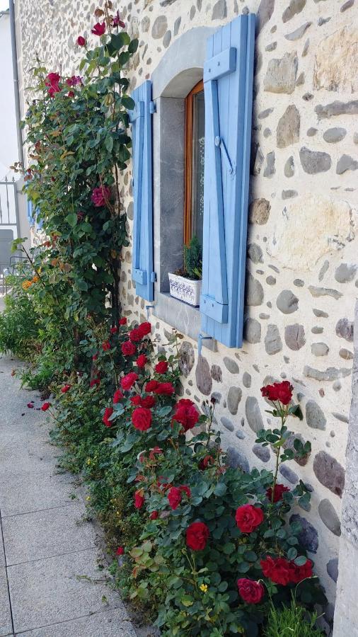 Meuble De Tourisme Au Coeur Du Village A Aramits , Haut Bearn Exteriör bild