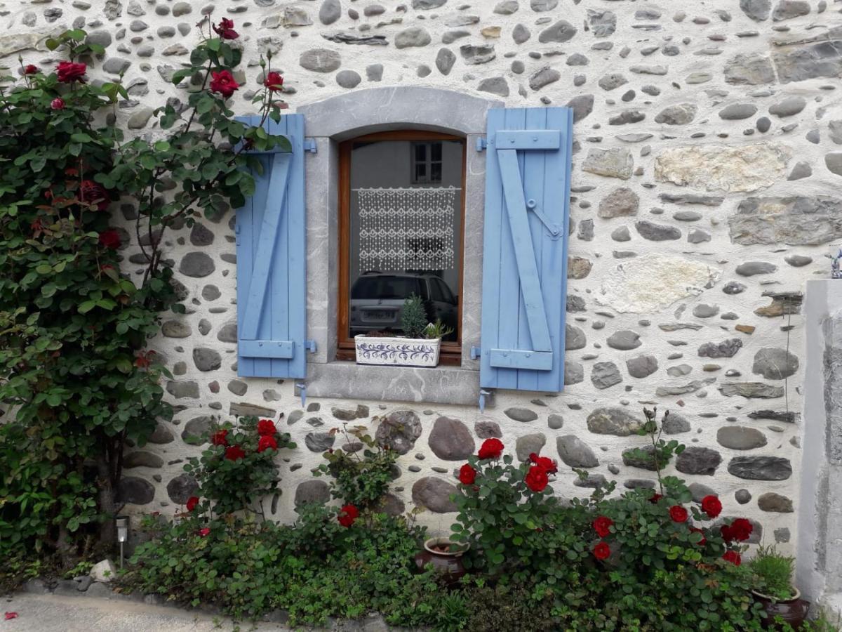 Meuble De Tourisme Au Coeur Du Village A Aramits , Haut Bearn Exteriör bild